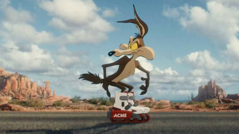 Looney Tunes Fans Show Up For “Coyote Vs. Acme”